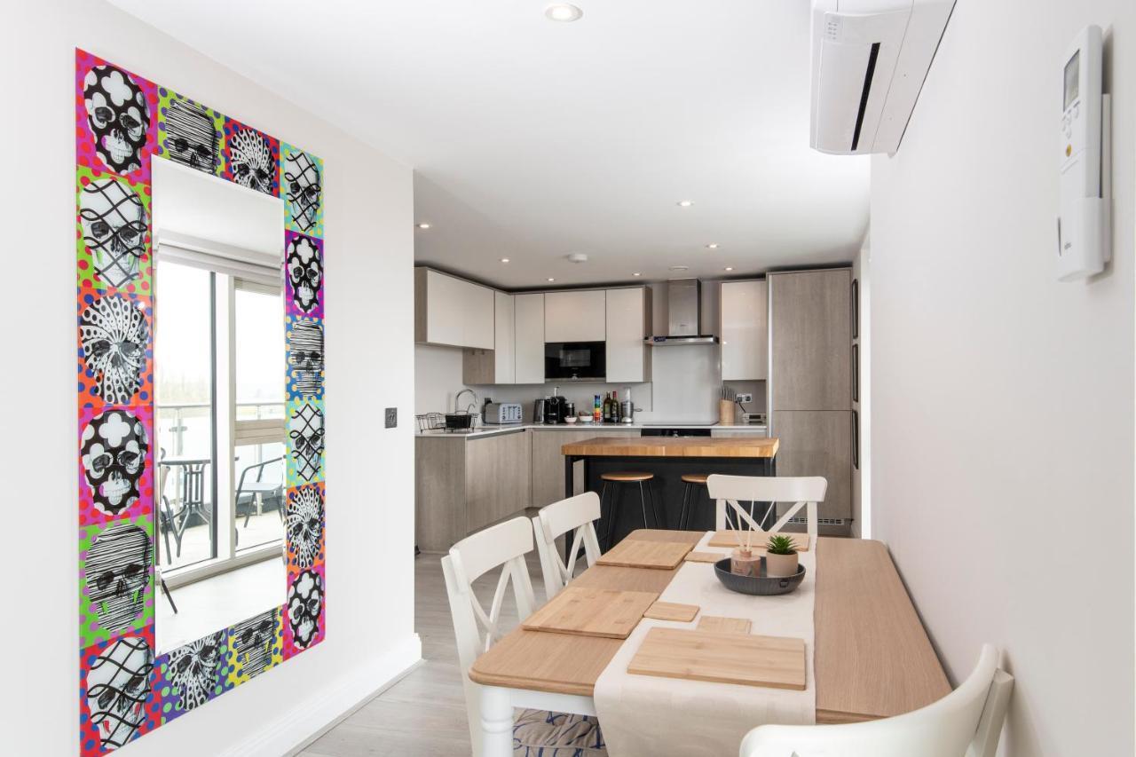 Spacious Apartment With Parking Space, Close To Heathrow, Elizabeth Line And Windsor Maidenhead Exteriér fotografie